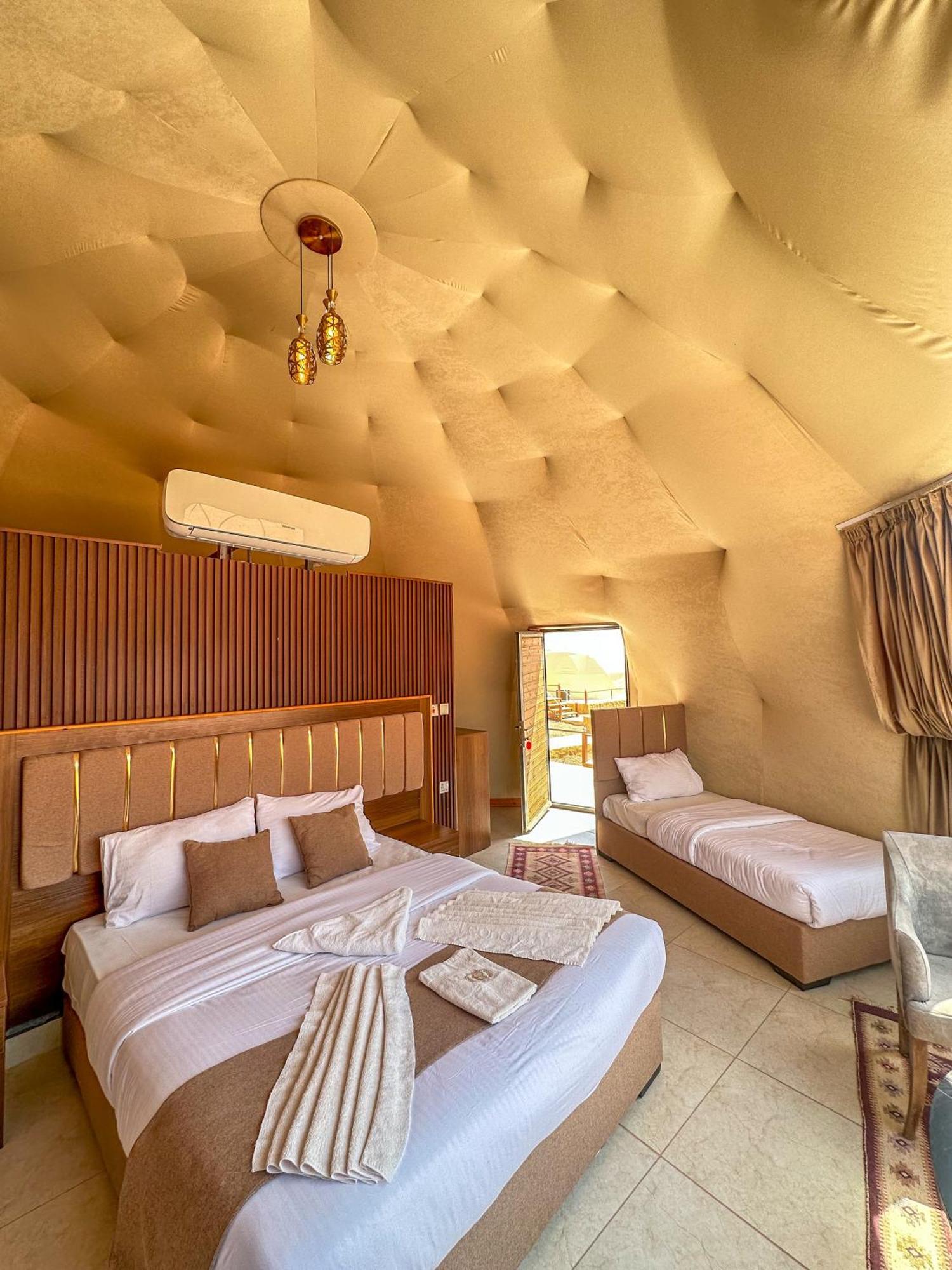 Wadi Rum Sunset Camp Экстерьер фото
